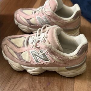 New Balance Kids Pink & Cream Suede Mesh Sneakers